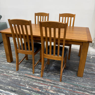 Richmond Dining Set – Table + 4 Chairs