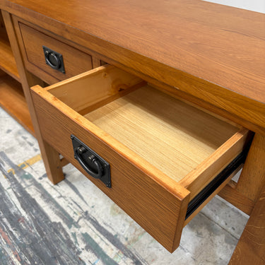 Richmond Hall Table