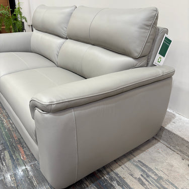 Yumi 2.5-Seater Leather Sofa | light Grey