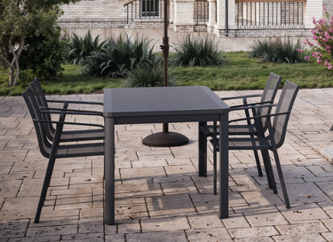 Breeze Outdoor Dining Set